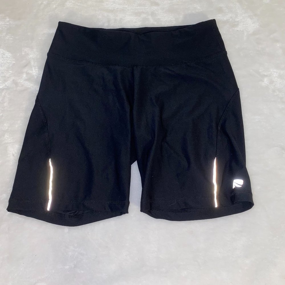 marika tek M athletic shorts yoga reflective NWOT